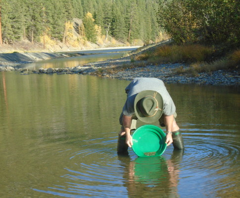 Autumn Prospecting on the Similkameen River