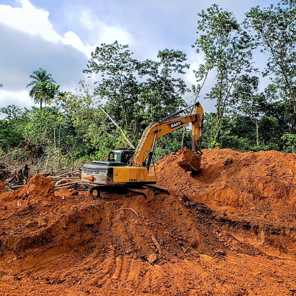 excavator placer alluvial west africa