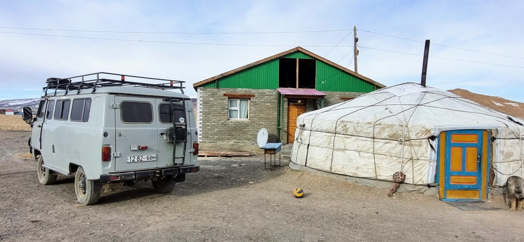 placer gold mongolia russian yurt ger